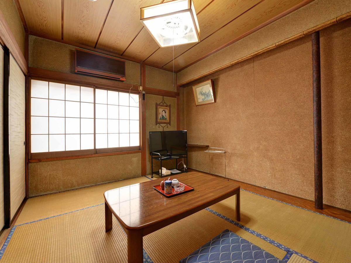 Hotel Suzukiya Ryokan Daigo Exterior foto